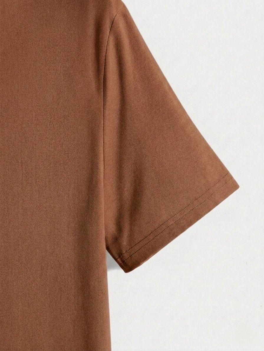 Women Brown Oversized Printed Kiss T-shirt - Image 4