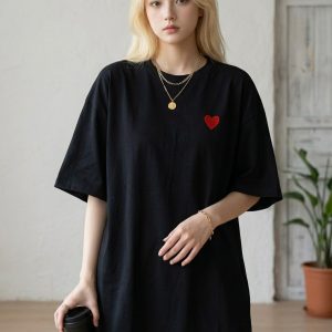 Women Black Oversized Printed Red Heart T-shirt